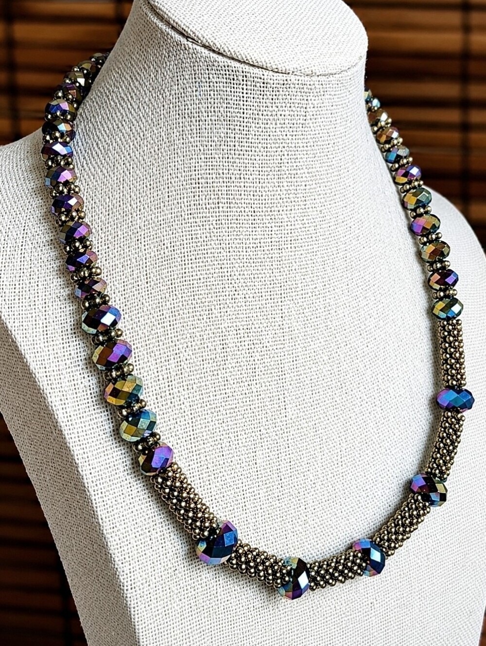 Dark Rainbow Iridescent Oil Slick Faceted Crystal Glass Gold Tone Necklace